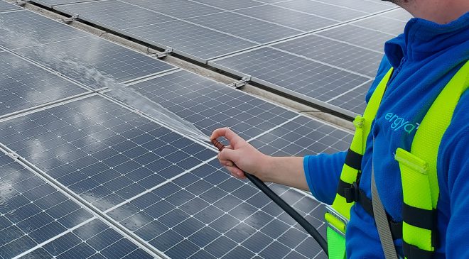 Instalación fotovoltaica - Frutas Juanito - detalle 2