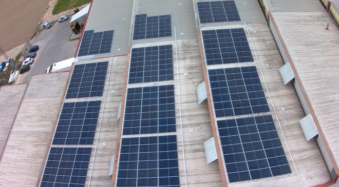 Instalación fotovoltaica - Frutas Juanito - detalle 1