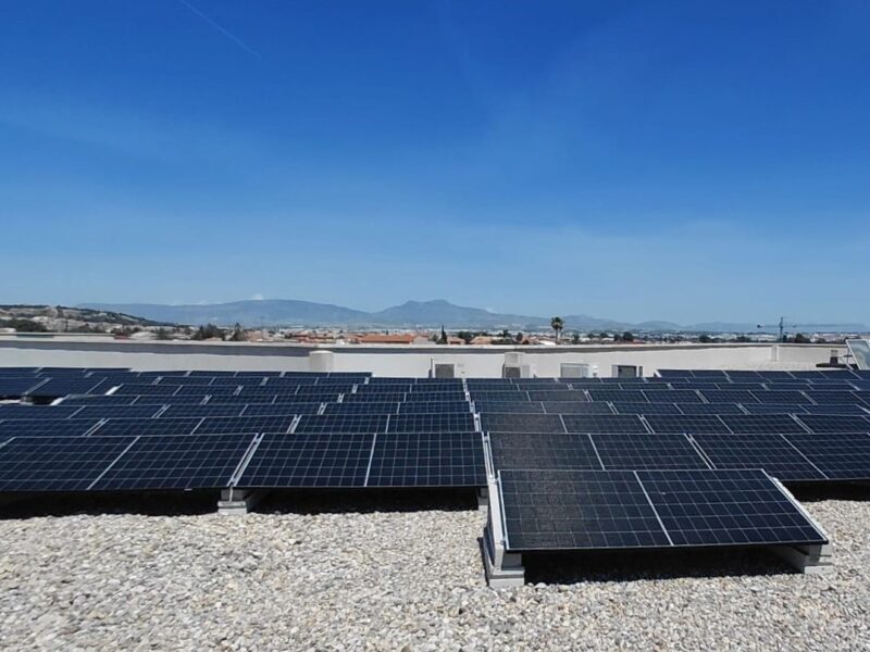 Instalación fotovoltaica en el IES La Florida de Las Torres de Cotillas realizada por Inergya